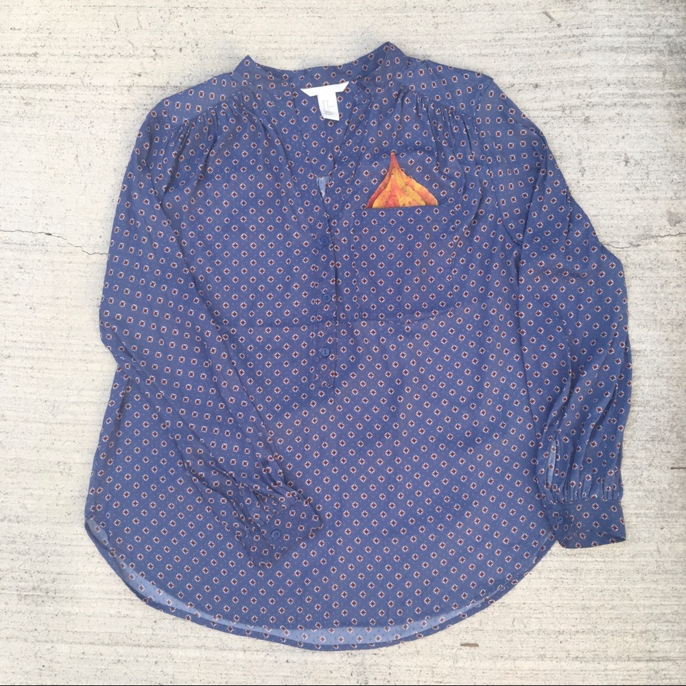H&M Blue Button Up Loose Fitted Pattern Blouse